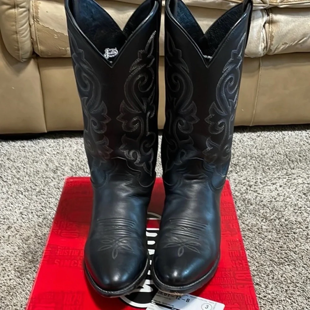 12EE Justin Cowboy Boots - Picture 1 of 5